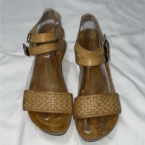Pierre Dumas Tan Woven Strap Sandals, Double Strap and Buckle, Sz 10